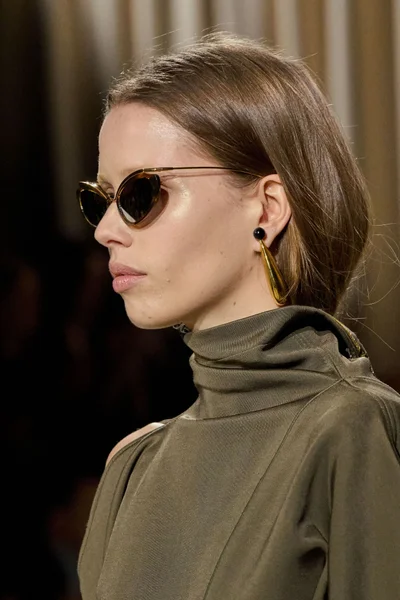 Look 40